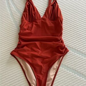 Cupshe Rust Red/Orange V-Neck One-Piece Swimsuit